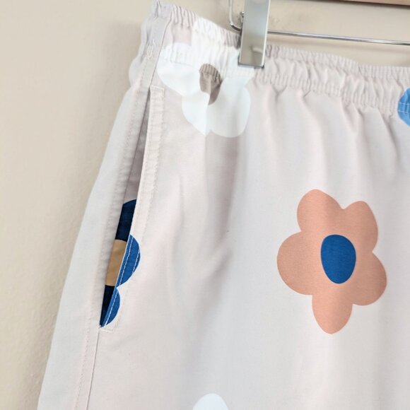 Men's PacSun Light Gray Daisy‎ Print Swim Trunks 6" Inseam Size L Relaxed - Picture 7 of 15